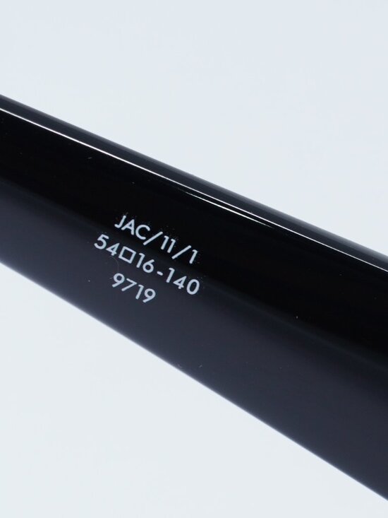 Jacquemus ROND CARRE JAC/11 C1 Rectangle Sunglasses - Shiny Black\\Grey main image 6